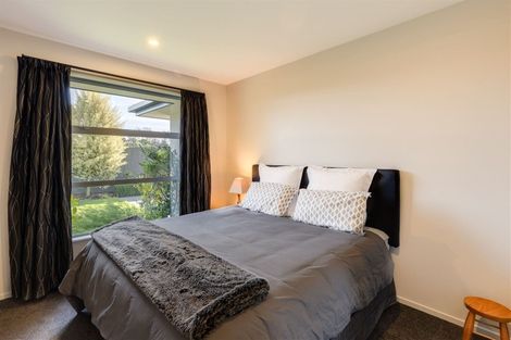 Photo of property in 11 Catkins Lane, Mairehau, Christchurch, 8052