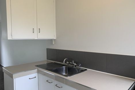 Photo of property in 3/11 Alston Avenue, Kelston, Auckland, 0602