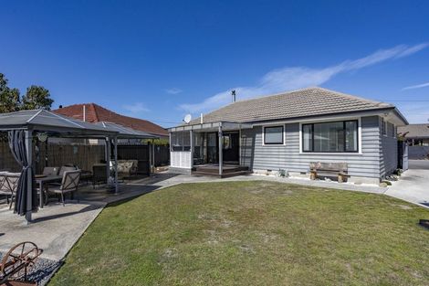 Photo of property in 17 Colac Street, Avondale, Christchurch, 8061