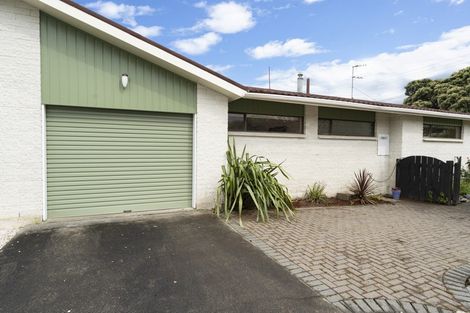 Photo of property in 30 Rimu Street, Waikanae, 5036