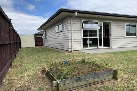 Photo of property in 8 Disley Road, Wattle Downs, Auckland, 2103