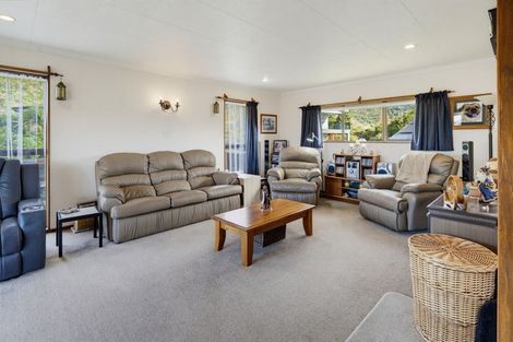 Photo of property in 296 Waikawa Road, Waikawa, Picton, 7220