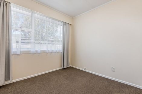 Photo of property in 20 Dunk Place, Milson, Palmerston North, 4414