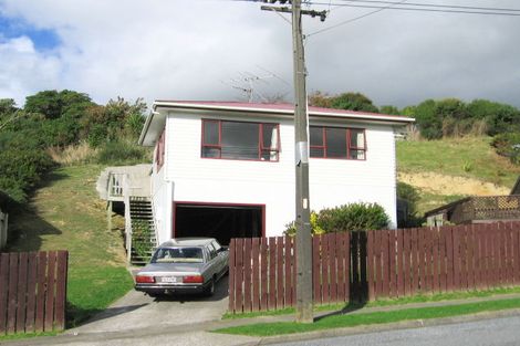 Photo of property in 156 Sievers Grove, Cannons Creek, Porirua, 5024