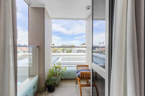 Photo of property in Anchorage Apartments, 311/36 Victoria Road, Mount Maunganui, 3116