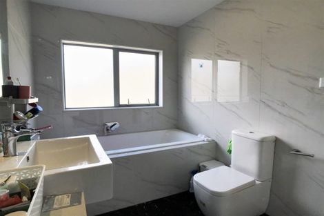 Photo of property in 53 Golden Morning Drive, Albany Heights, Auckland, 0632