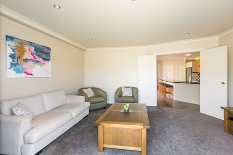 Photo of property in 101a Taradale Road, Onekawa, Napier, 4110