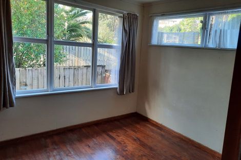 Photo of property in 142 Edgewater Drive, Pakuranga, Auckland, 2010