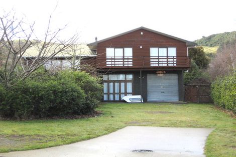 Photo of property in 3 Kenrigg Road East, Kinloch, Taupo, 3377