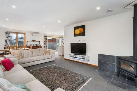 Photo of property in 13 Jennifer Street, Bryndwr, Christchurch, 8053