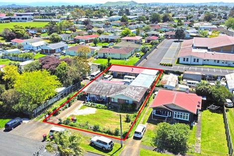 Photo of property in 8 Royton Avenue, Mangere East, Auckland, 2024