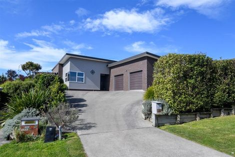 Photo of property in 25 Admiralty Place, Waikawa, Picton, 7220