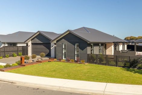 Photo of property in 13 Stackwood Avenue, Woodend, 7610