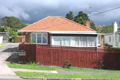Photo of property in 10a Croydon Road, New Lynn, Auckland, 0600