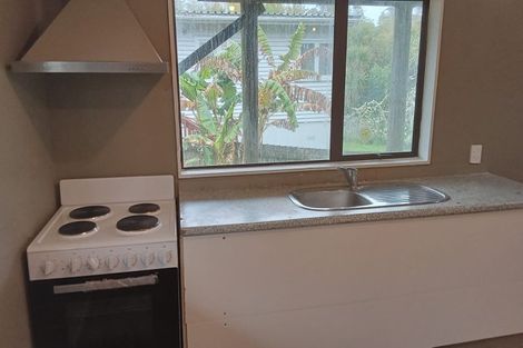 Photo of property in 12a Sabulite Road, Kelston, Auckland, 0602