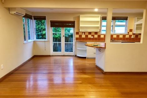 Photo of property in 94 Tripoli Road, Panmure, Auckland, 1072