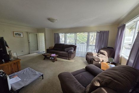 Photo of property in 1/25 Sapphire Place, Bayview, Auckland, 0629