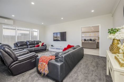 Photo of property in 11 Reding Street, Takanini, 2112