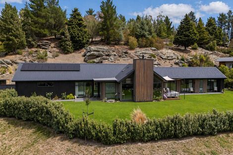 Photo of property in 98 Aronui Road, Bridge Hill, Alexandra, 9320