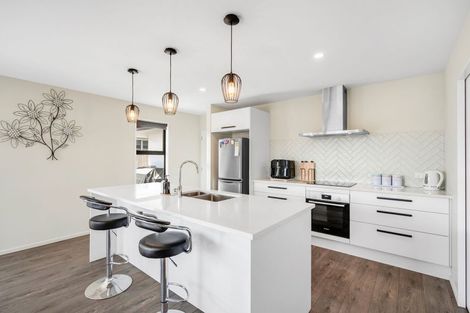 Photo of property in 35 Mcquillan Avenue, Woodend, 7610