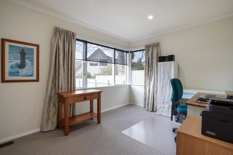 Photo of property in 486 College Street, Hokowhitu, Palmerston North, 4410