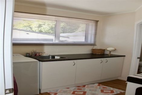 Photo of property in 10 Crofton Road, Harewood, Christchurch, 8051