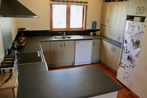 Photo of property in 31 Clifton Avenue, Carterton, 5713