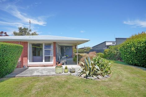 Photo of property in 3 Mcalpine Place, Rangiora, 7400