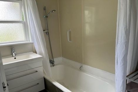 Photo of property in 54 Wrantage Street, Westown, New Plymouth, 4310