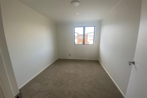 Photo of property in 8 Mahalo Avenue, Wiri, Auckland, 2104