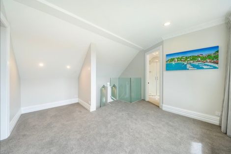 Photo of property in 29 Padnell Crescent, Paparangi, Wellington, 6037