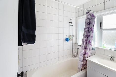 Photo of property in 8 Whakataki Grove, Waiwhetu, Lower Hutt, 5010