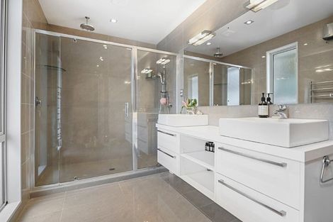 Photo of property in 14 Maurice Knowles Lane, Cashmere, Christchurch, 8022