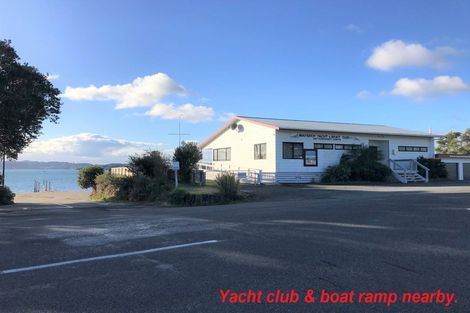 Photo of property in 20 Barbados Way, One Tree Point, 0118