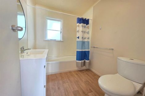 Photo of property in 86 Titirangi Road, New Lynn, Auckland, 0600