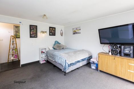 Photo of property in 77 Raukawa Street, Stokes Valley, Lower Hutt, 5019