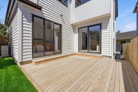 Photo of property in 7b September Place, Forrest Hill, Auckland, 0620