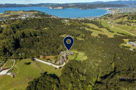 Photo of property in 16 Tarapatiki Drive, Whitianga, 3510