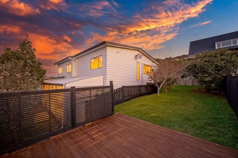Photo of property in 9 Platinum Rise, Ranui, Auckland, 0612
