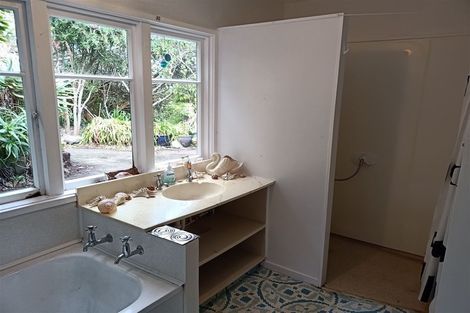 Photo of property in 13 Firth View Road, Te Puru, Thames, 3575