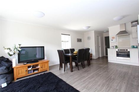 Photo of property in 10 Chiefs Court, Hamilton East, Hamilton, 3216