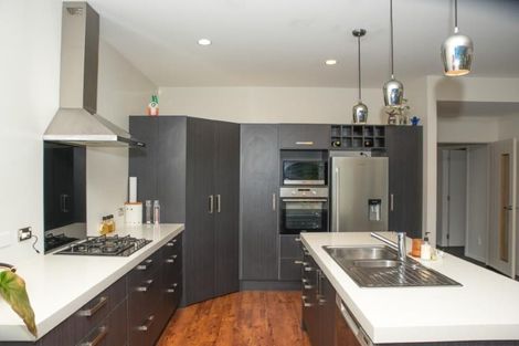 Photo of property in 29 Mcewen Crescent, Riverstone Terraces, Upper Hutt, 5018