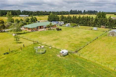Photo of property in 2243 Tram Road, West Eyreton, Rangiora, 7475