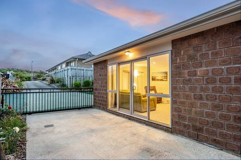 Photo of property in 25 Kahurangi Heights, Aotea, Porirua, 5024