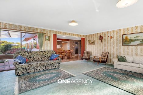 Photo of property in 85 Gloaming Hill, Titahi Bay, Porirua, 5022