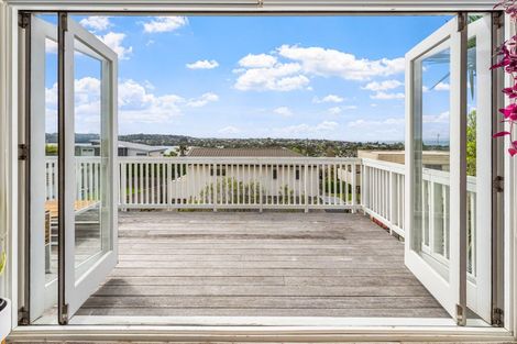Photo of property in 75 Stanmore Bay Road, Stanmore Bay, Whangaparaoa, 0932