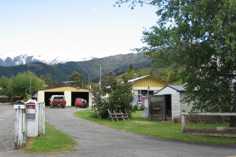 Photo of property in 4 Devon Street, Hanmer Springs, 7334