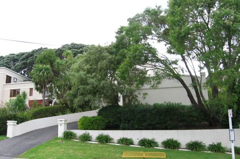 Photo of property in 49 Sylvan Avenue, Northcote, Auckland, 0627