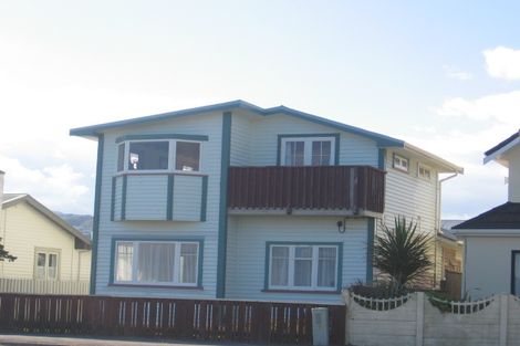 Photo of property in 241 The Esplanade, Petone, Lower Hutt, 5012