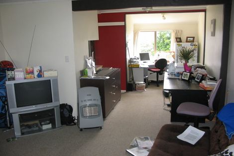 Photo of property in 30a Cypress Drive, Maungaraki, Lower Hutt, 5010